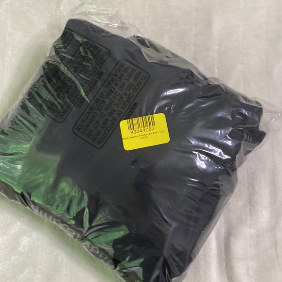 CAbi 3549 Agency Peplum Jacket Size 10 New In Bag - Picture 8 of 10